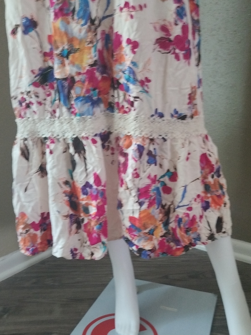 Umgee Cream Off The Shoulder Floral Lace Maxi Dress Sz M - Picture 6 of 6